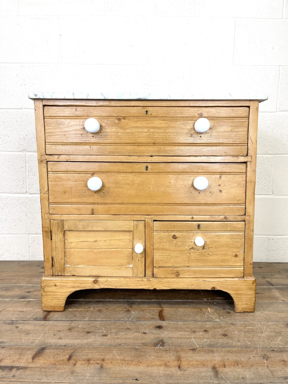 Antique Pine Chest of Drawers