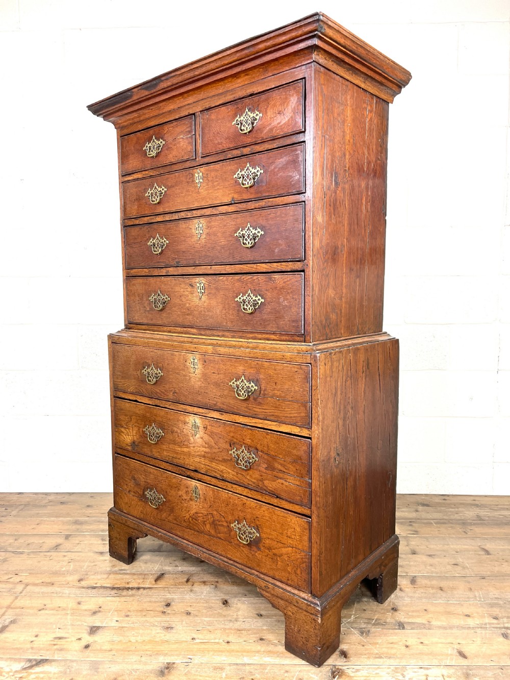 Antique Georgian Oak Chest on Chest  View VI