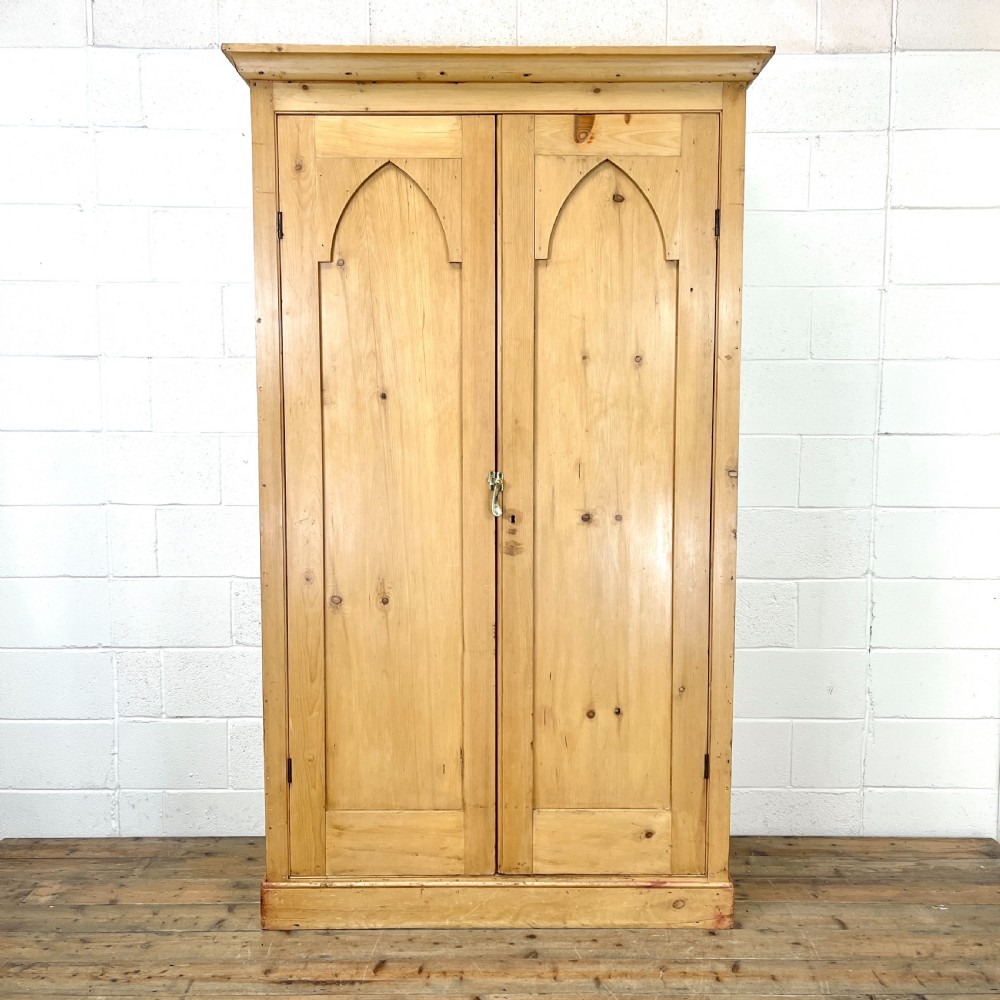 Victorian Antique Pine Wardrobe
