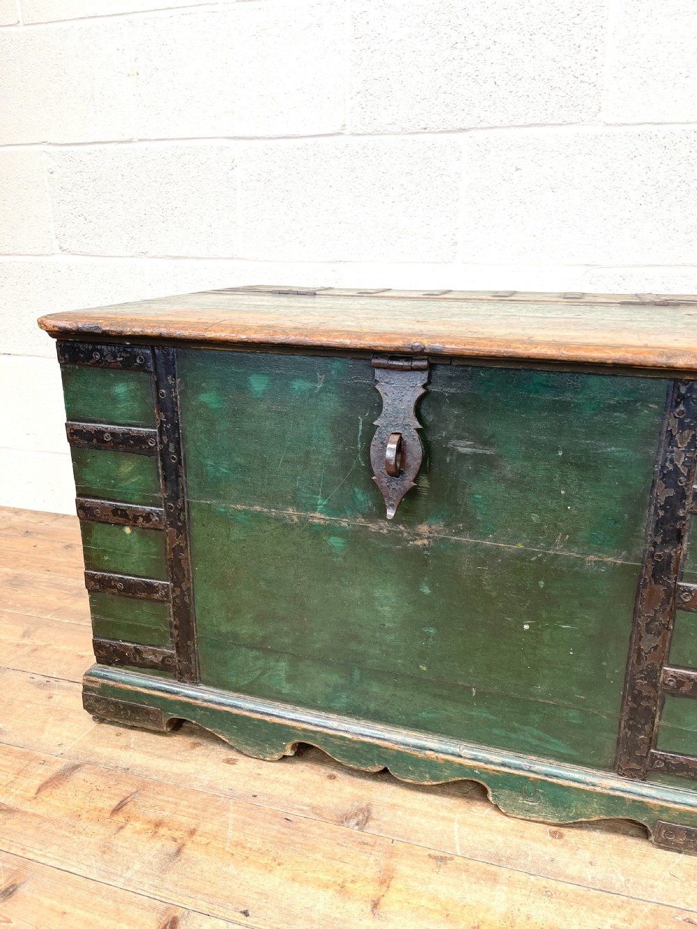 LARGE DISTRESSED PAINTED METAL BOUND TRUNK View V