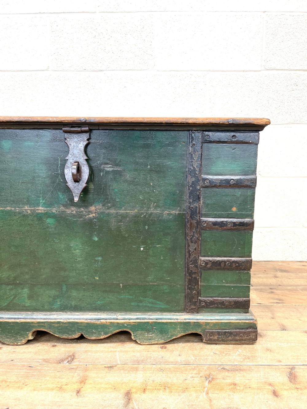 LARGE DISTRESSED PAINTED METAL BOUND TRUNK View IX