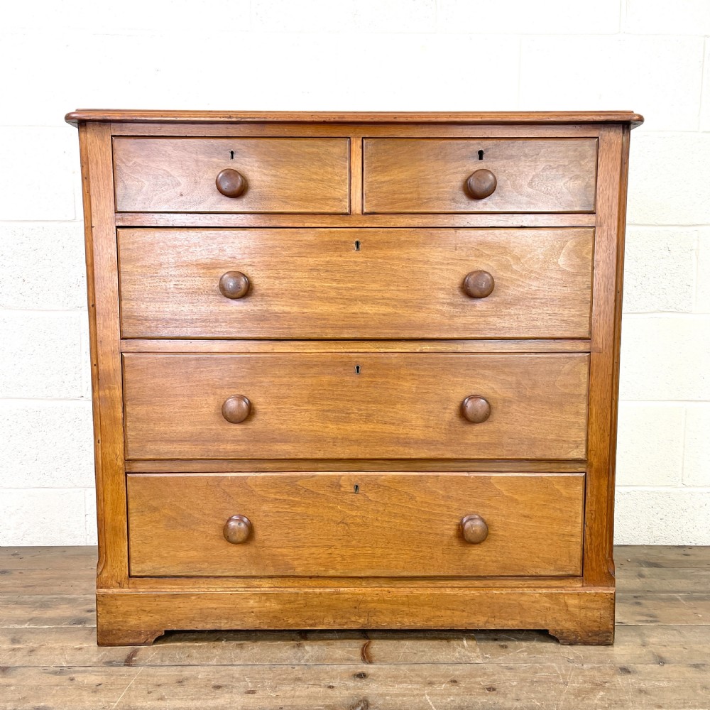 Antique Mahogany Chest of Drawers