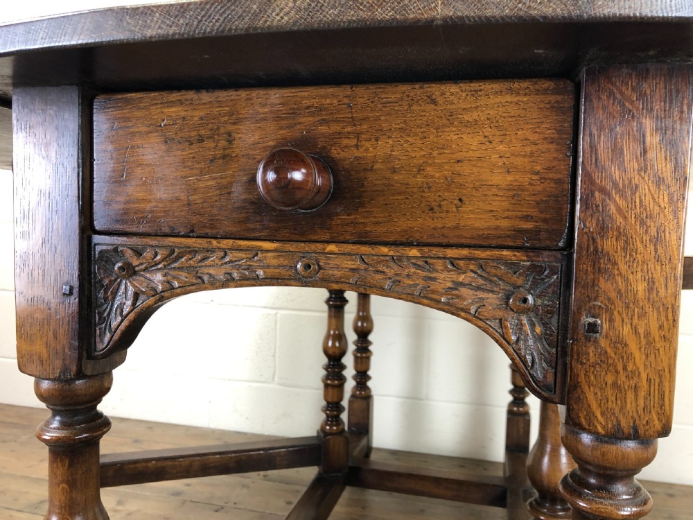 19TH CENTURY OAK GATELEG DINING TABLE View VII