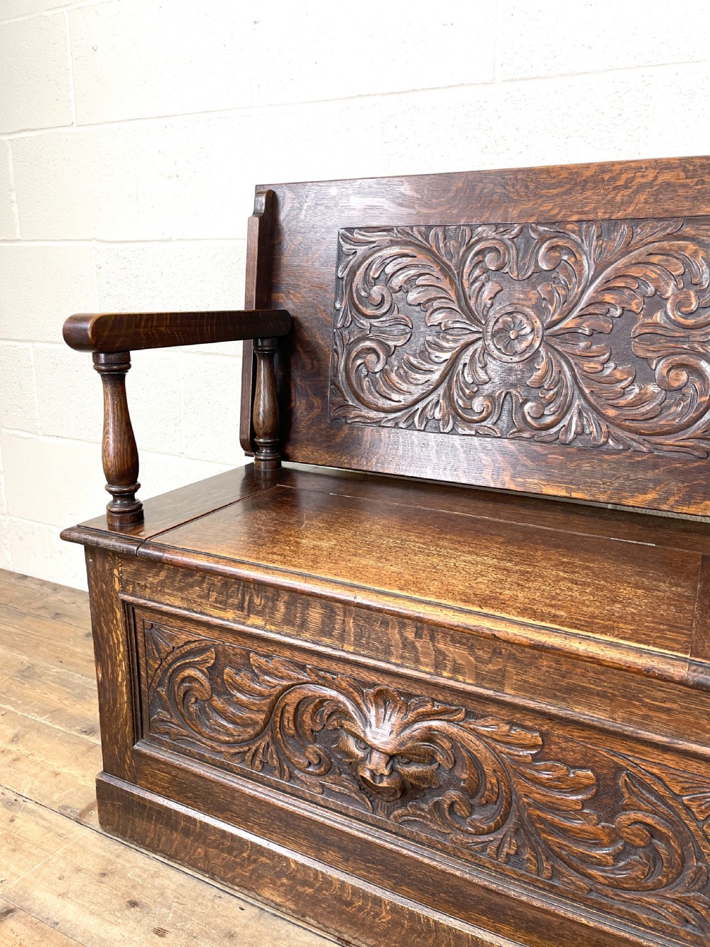 Antique Oak Settle View IV