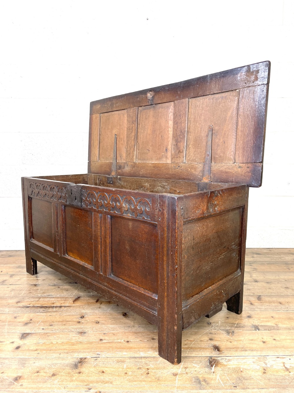 Antique 18th Century Oak Blanket Box View VIII