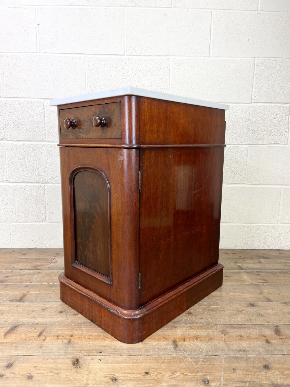 Pair of Antique Mahogany Bedside Cabinets View IX