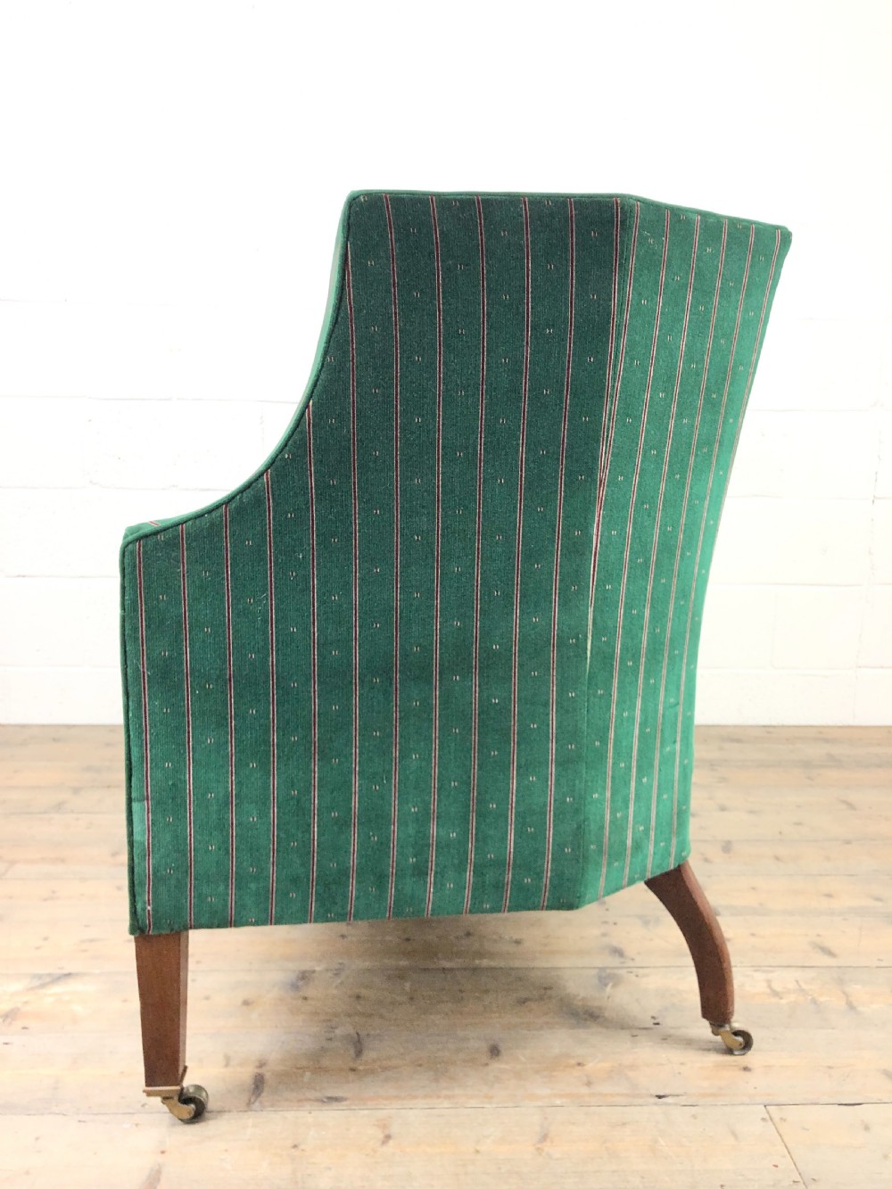 ANTIQUE UPHOLSTERED SOFA IN GEORGIAN STYLE View III