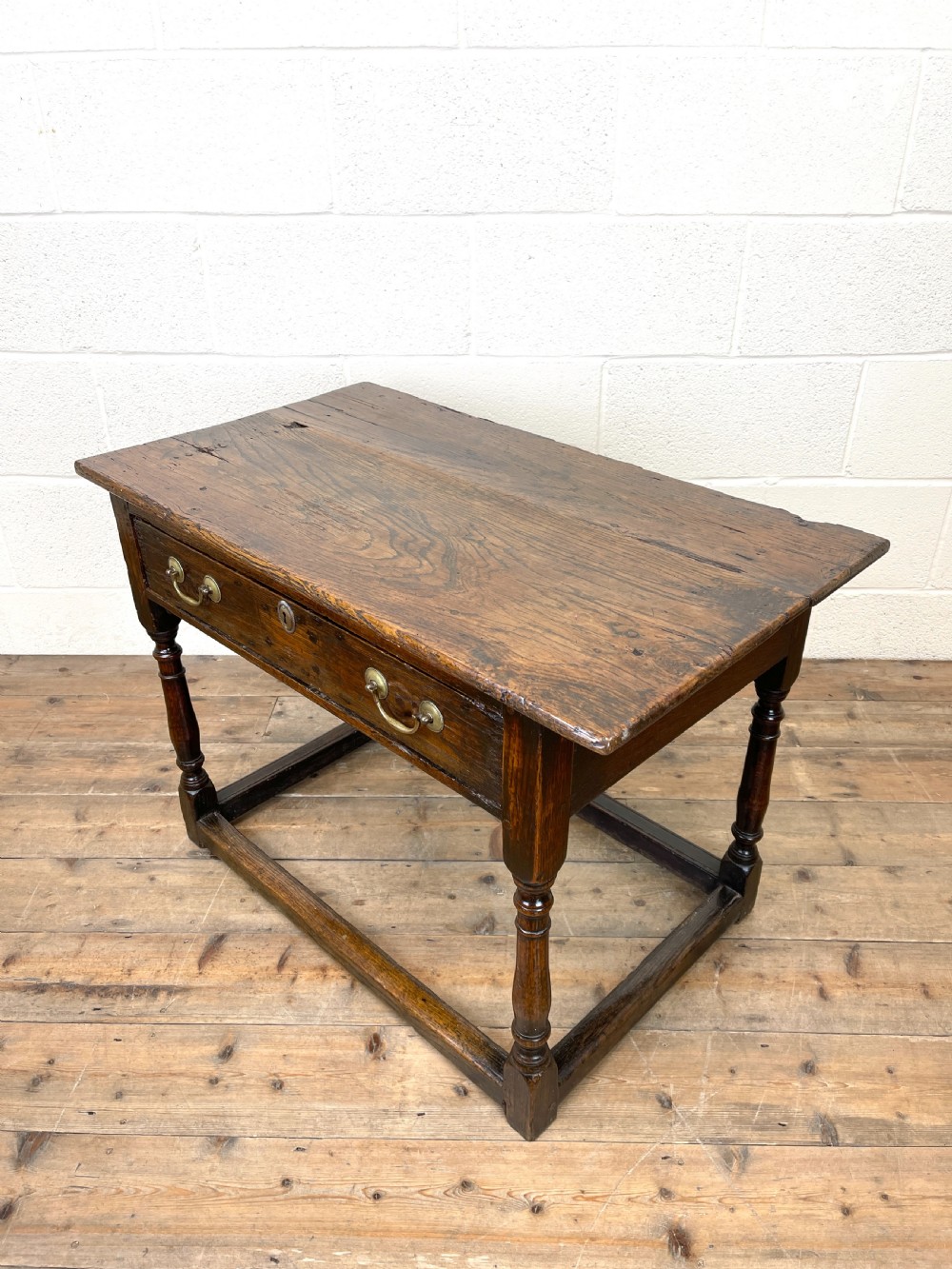 ANTIQUE GEORGIAN OAK SIDE TABLE View VIII