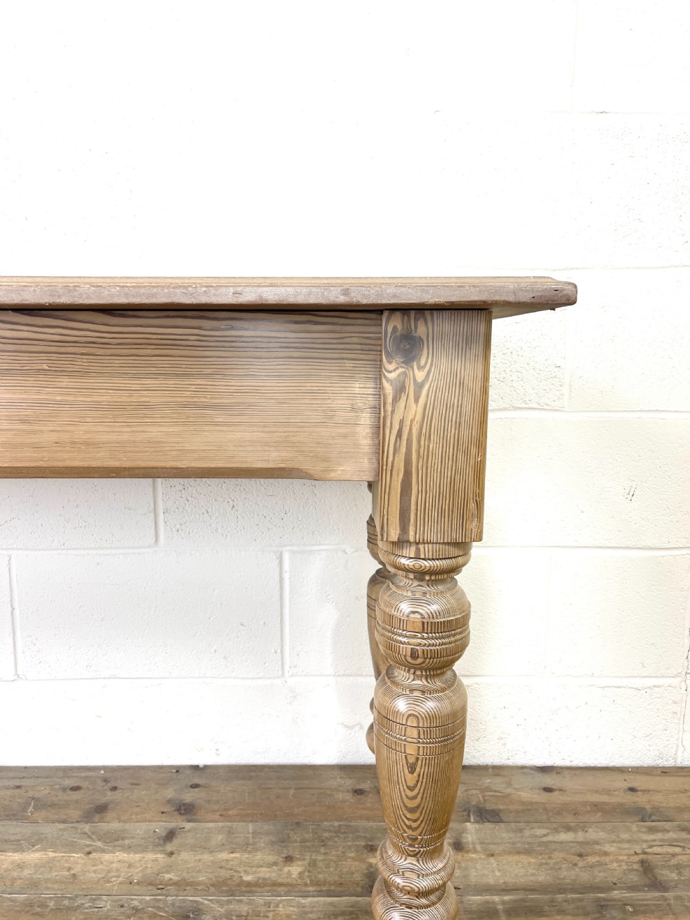 Antique Pitch Pine Table  View VIII