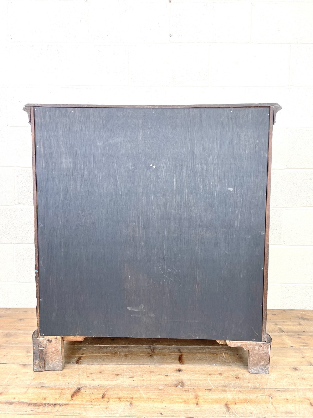 18TH CENTURY OAK CHEST OF DRAWERS View X