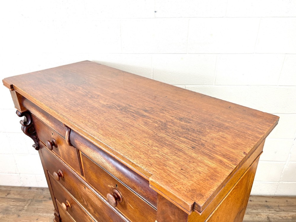 LARGE VICTORIAN OAK AND MAHOGANY CHEST OF DRAWERS View V