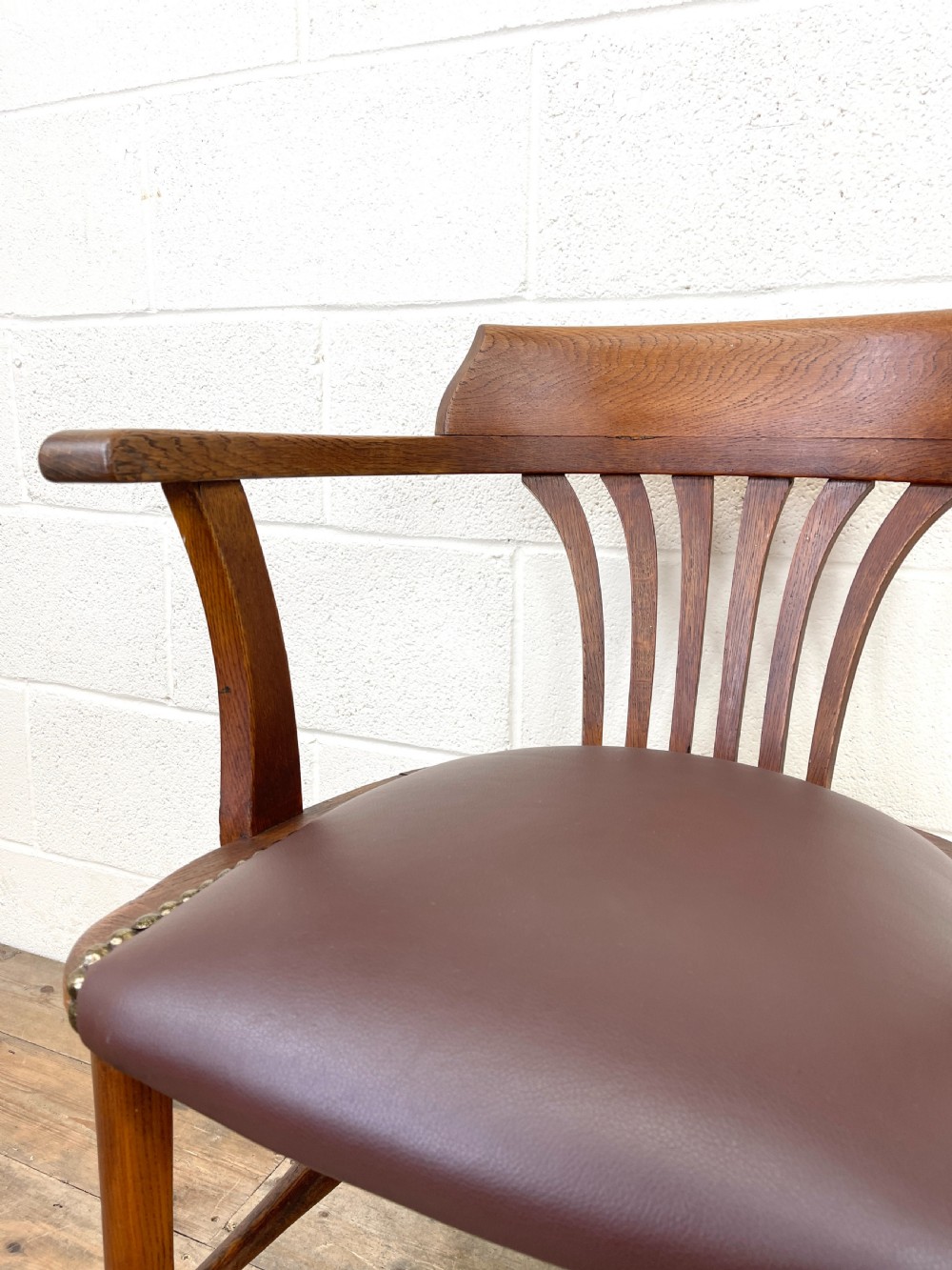 EARLY 20TH CENTURY ANTIQUE OAK ARMCHAIR View IV