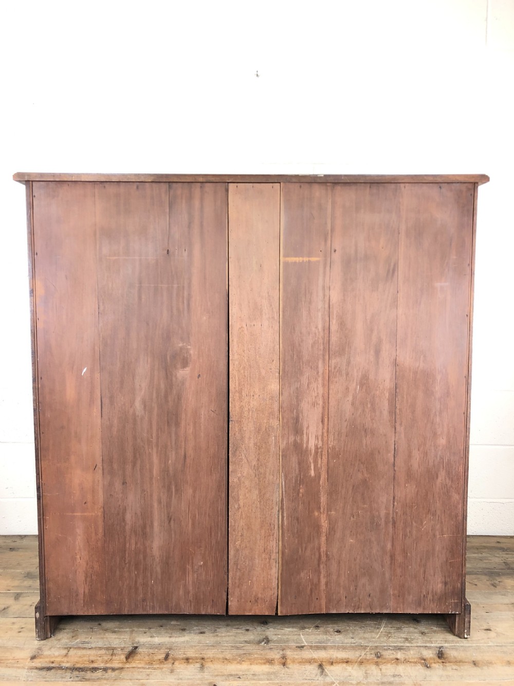 Large Antique Mahogany Chest of Drawers View XVII