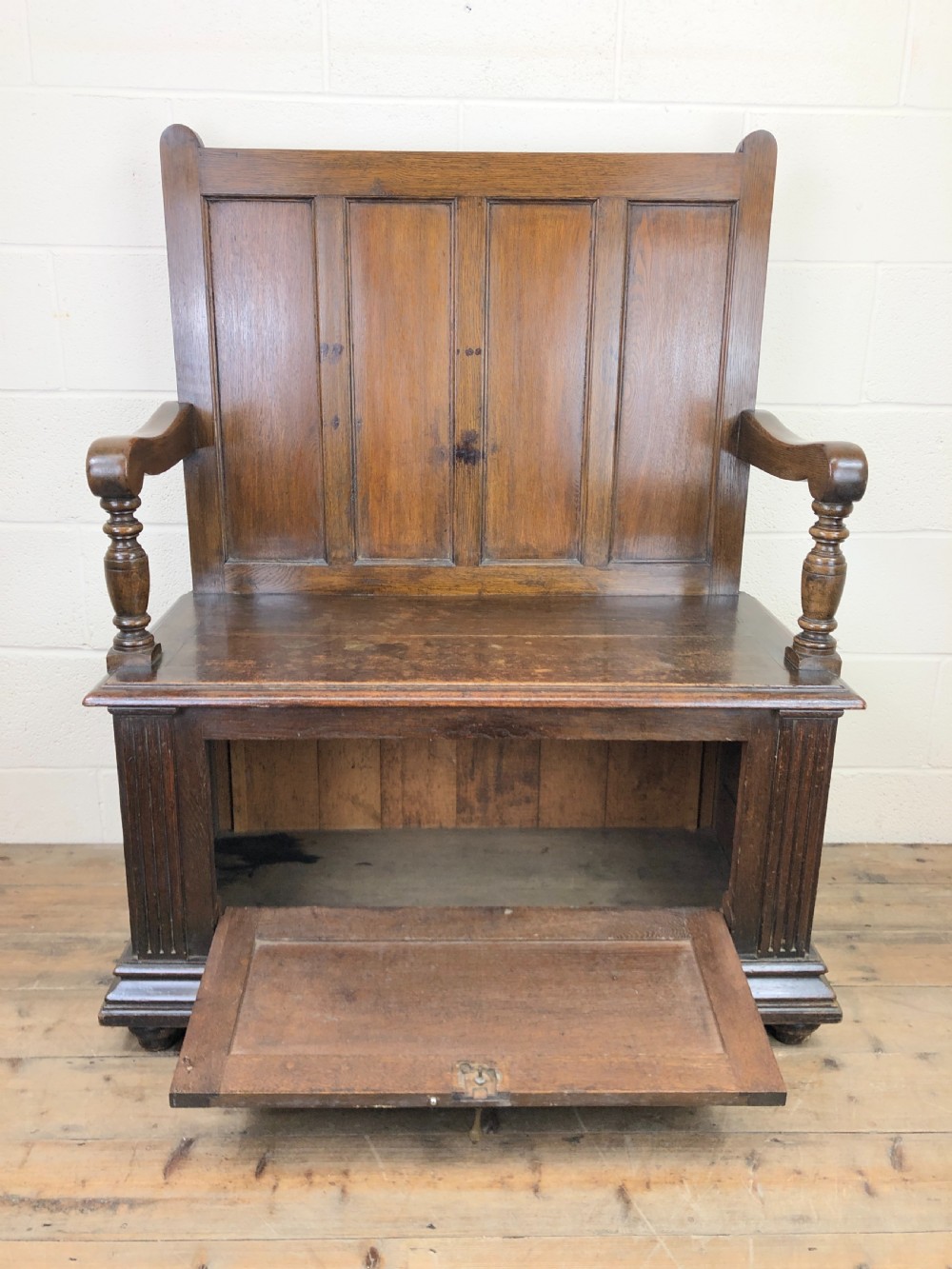 Early 20th Century Antique Oak Settle Bench View IV