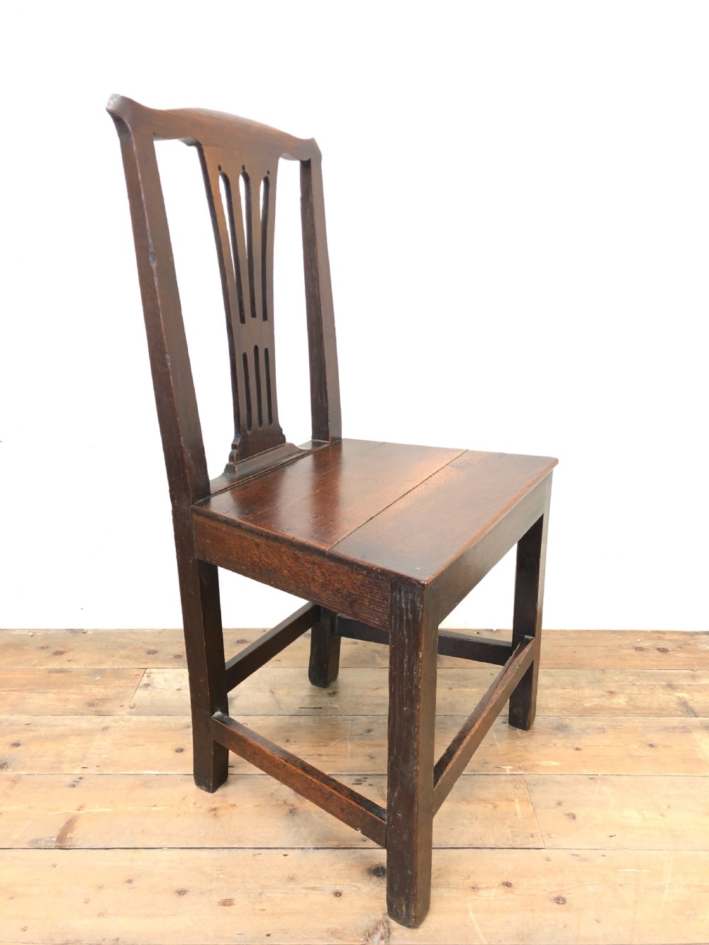 Antique Welsh Oak Farmhouse Chair View VI