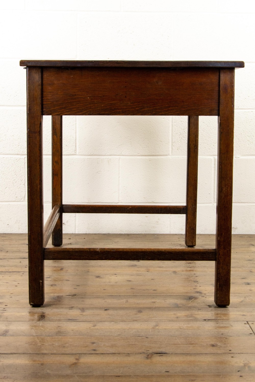 Early 20th Century Oak Desk View VI