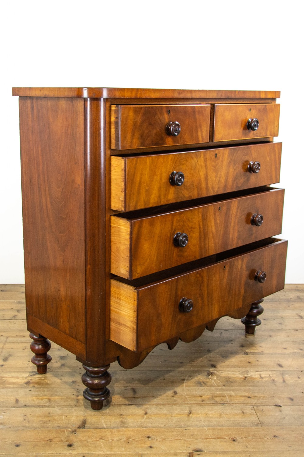 Late Victorian Mahogany Chest of Drawers View VI