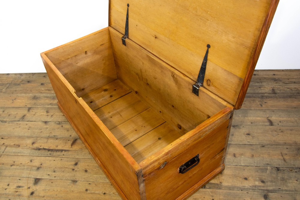 Antique Pine Trunk with Carry Handles View IX