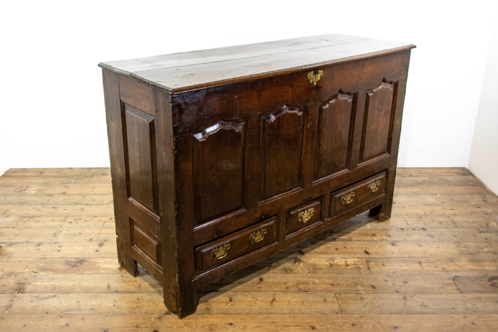 Antique 18th Century Welsh Oak Mule Chest View V