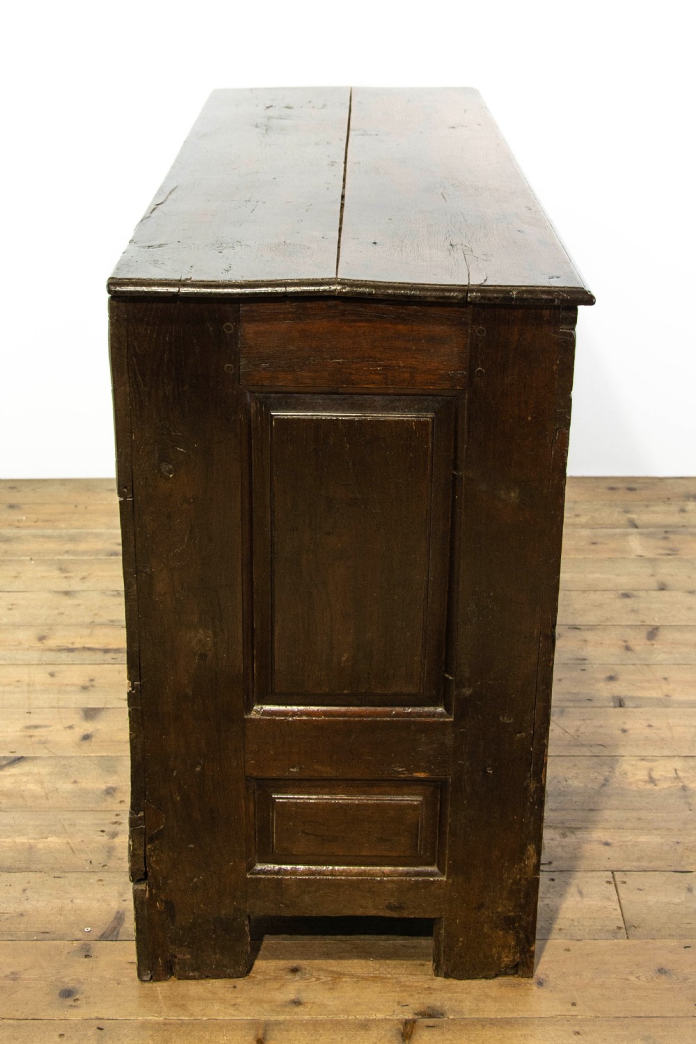 Antique 18th Century Welsh Oak Mule Chest View VIII