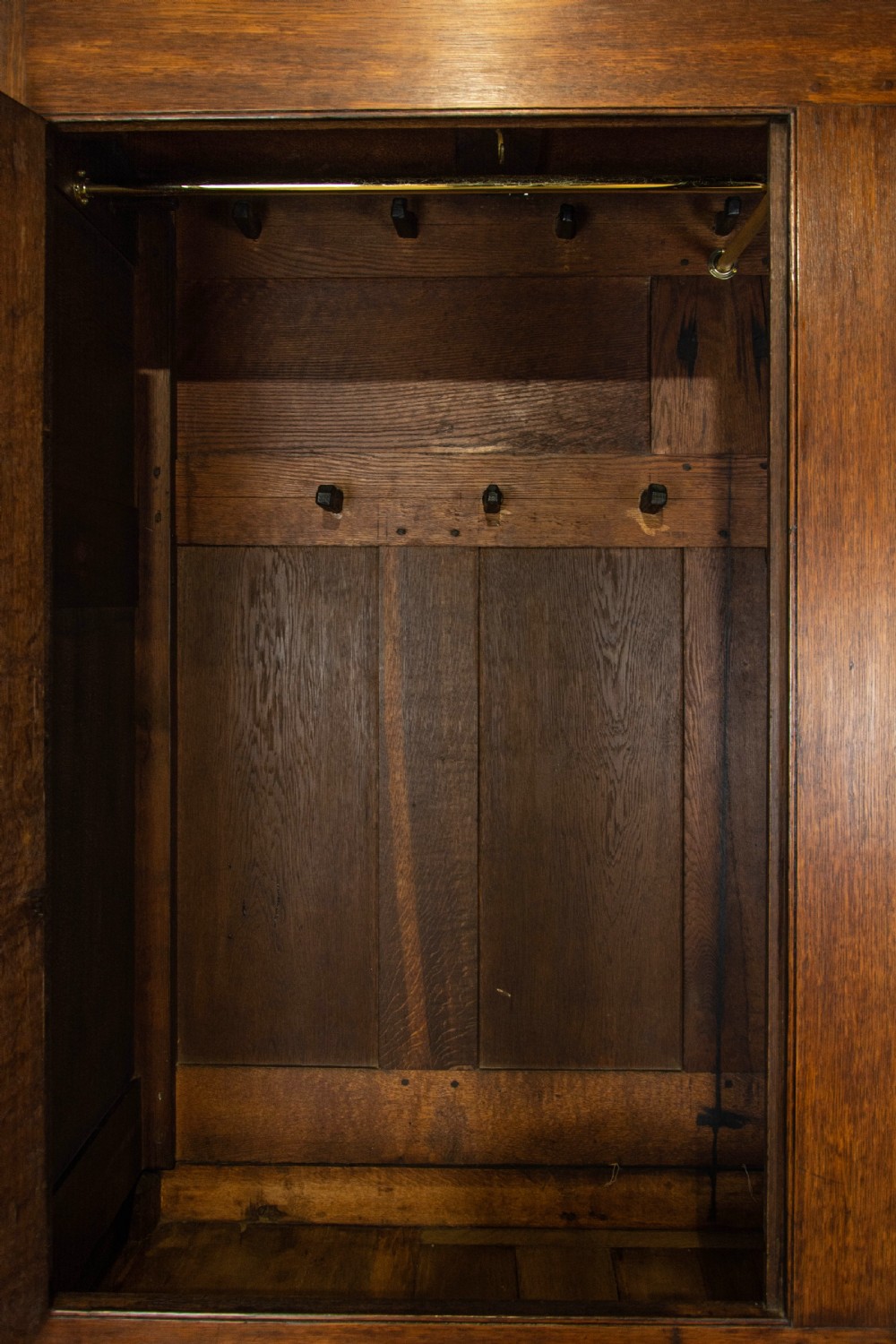 18th Century Oak Linen Press Housekeeper's Cupboard View VII