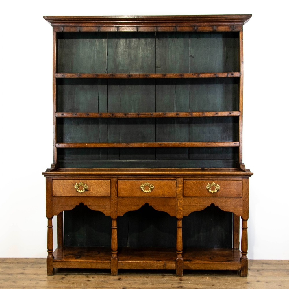 Early 19th Century Oak Pot Board Dresser View II