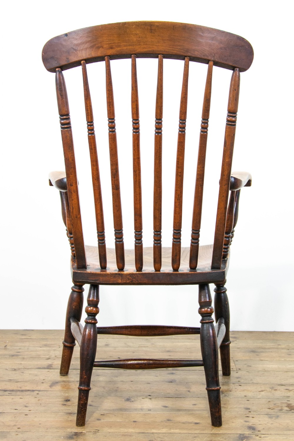 Antique Windsor Elm and Beech Elbow Chair View VII