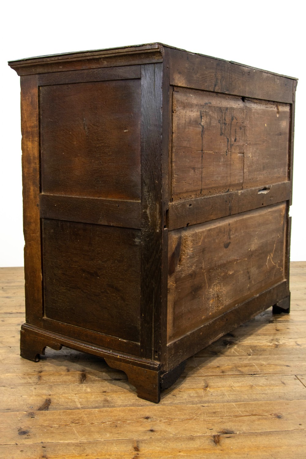 18th Century Oak Chest of Drawers View VII