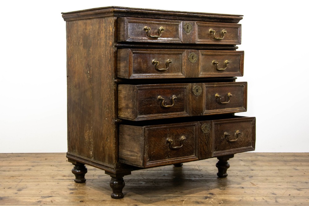 17th Century Oak Chest of Drawers View VII