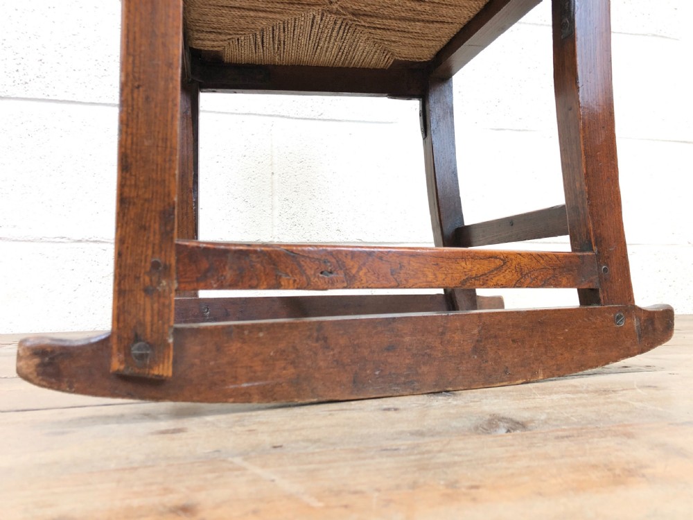 SMALL ANTIQUE ELM ROCKING CHAIR  View VII