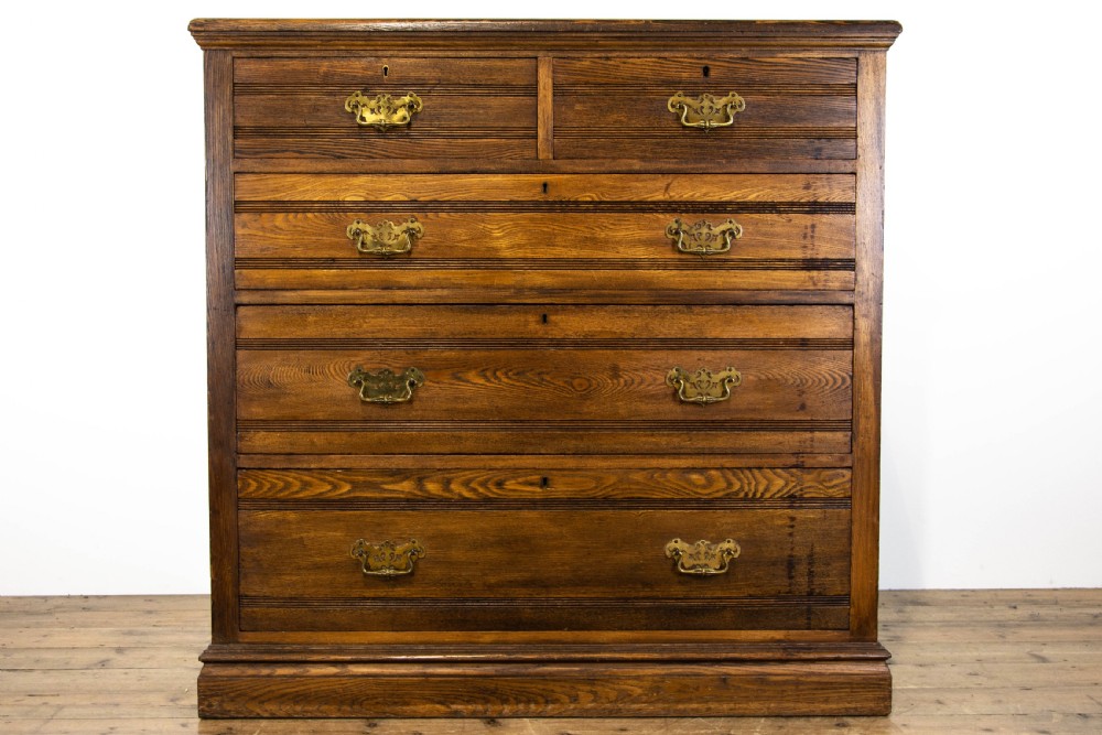Antique Oak Chest of Drawers View IV