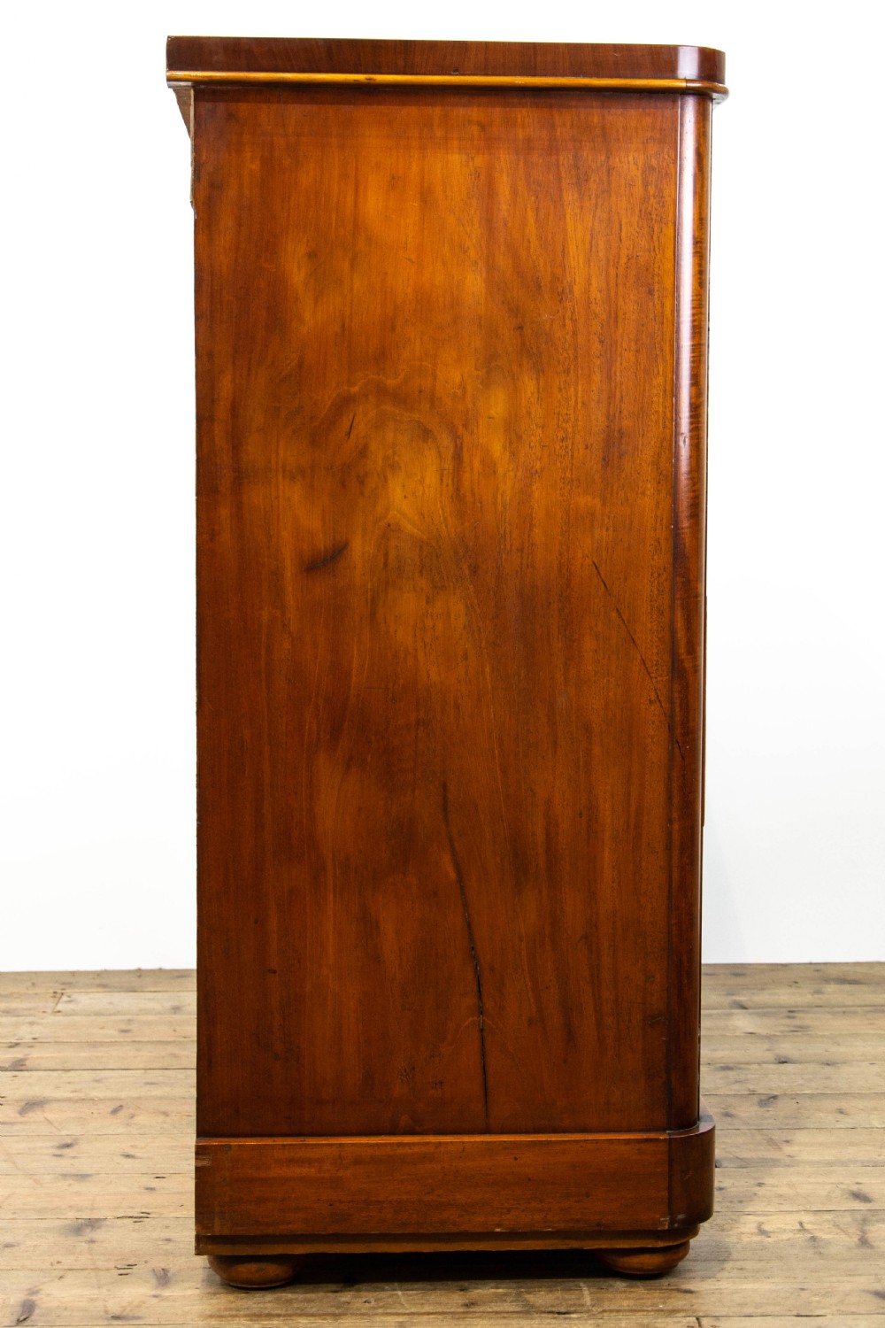 Large Victorian Mahogany Chest of Drawers  View VI