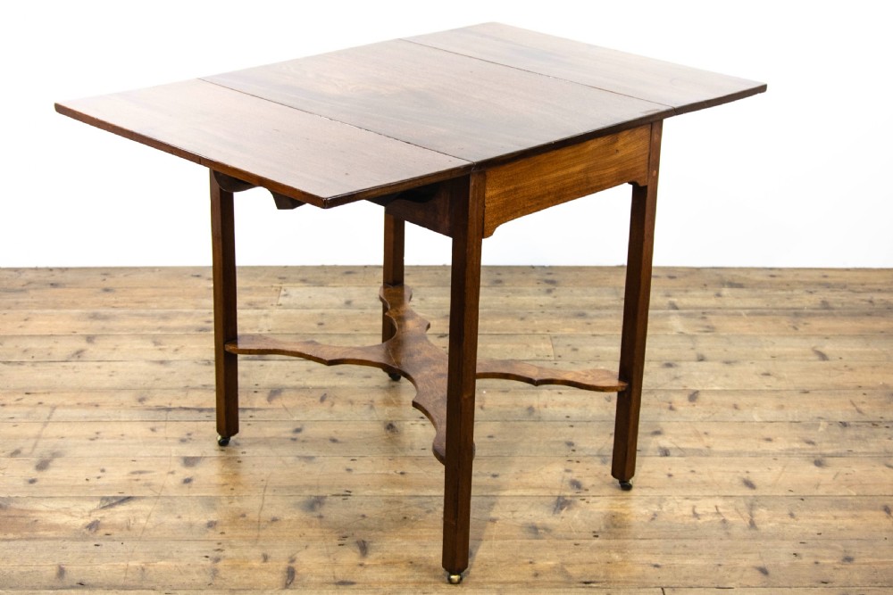 Georgian Mahogany Pembroke Table  View VI