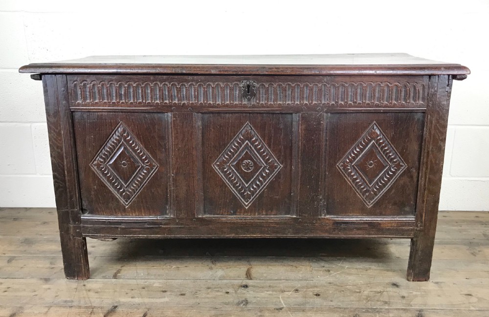 ANTIQUE 18TH CENTURY CARVED OAK COFFER