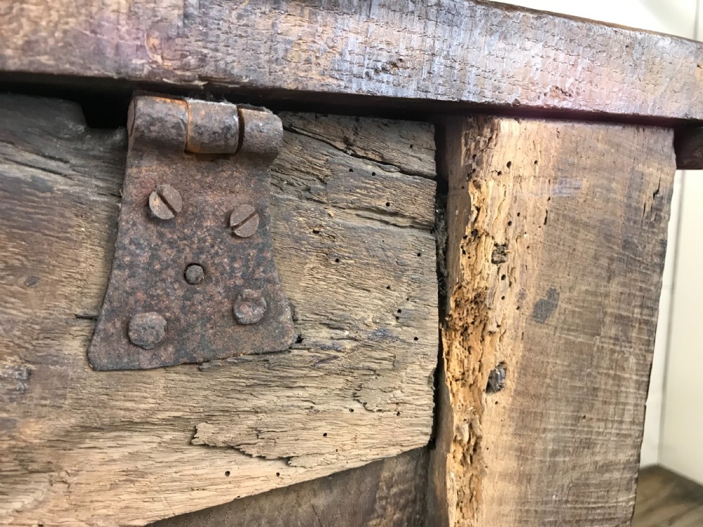 ANTIQUE 18TH CENTURY CARVED OAK COFFER View XV