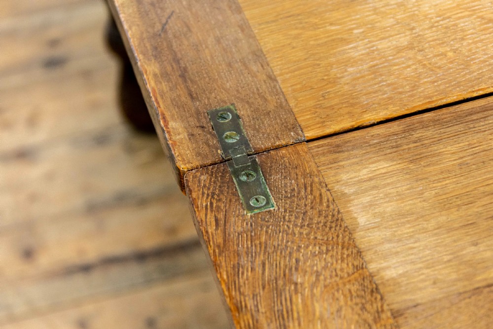 Antique Oak Extendable Table - The Bee Table View XIV