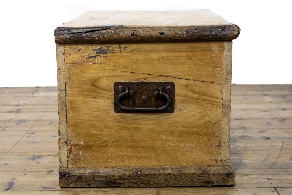 Small Rustic Antique Pine Blanket Box View IX