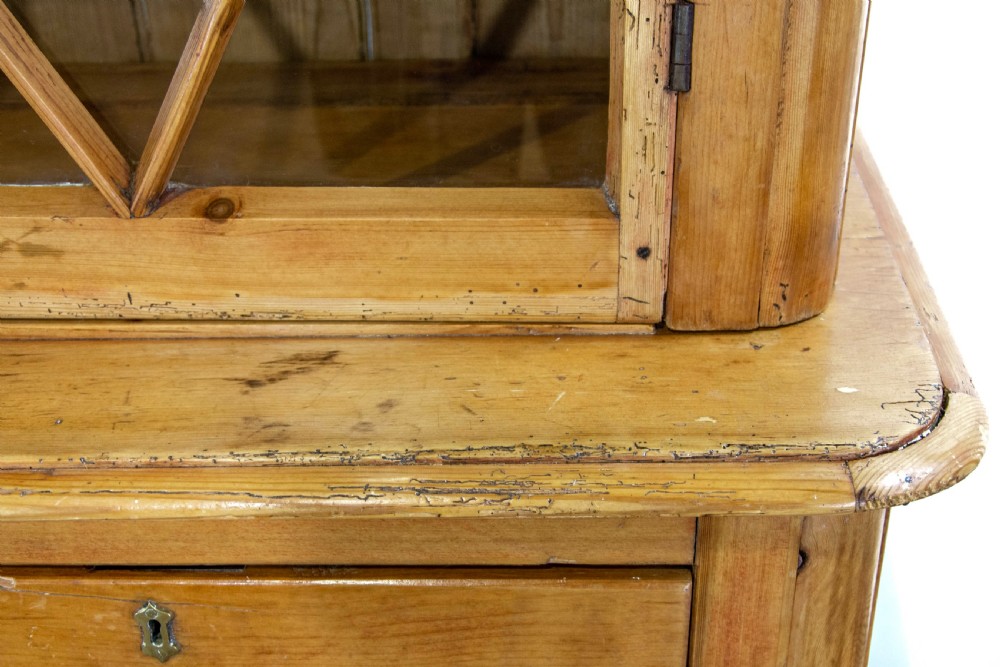 Antique Pine Dresser with Glazed Top View X