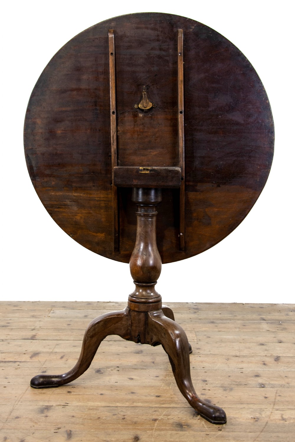 Georgian Mahogany Tripod Table View VI