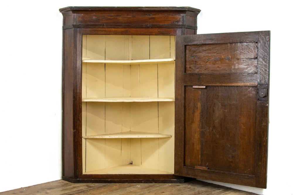 Georgian Mahogany Corner Cupboard View VI