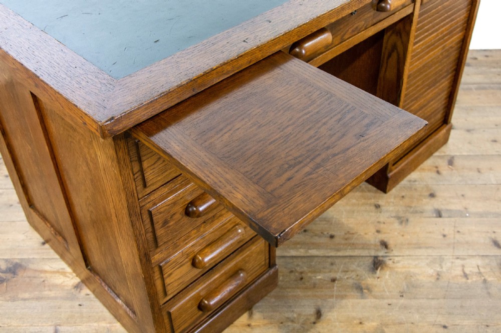Antique Oak Kneehole Desk  View VIII