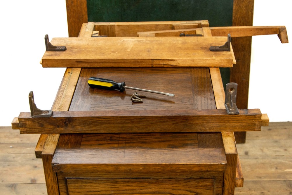 Antique Oak Kneehole Desk  View XVIII
