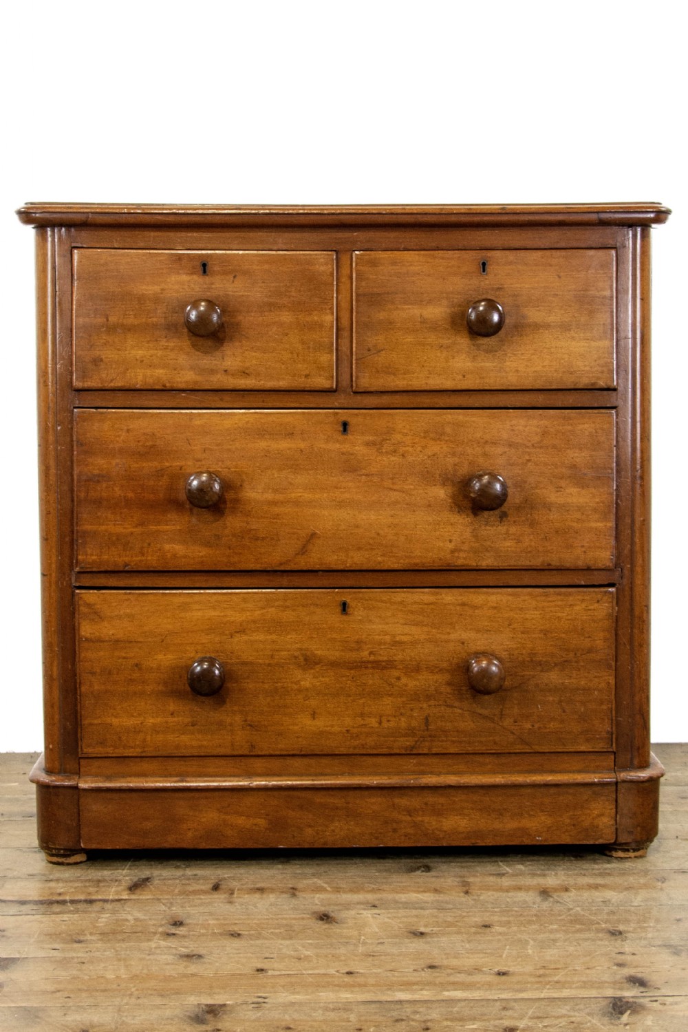 Small Victorian Mahogany Chest of Drawers 