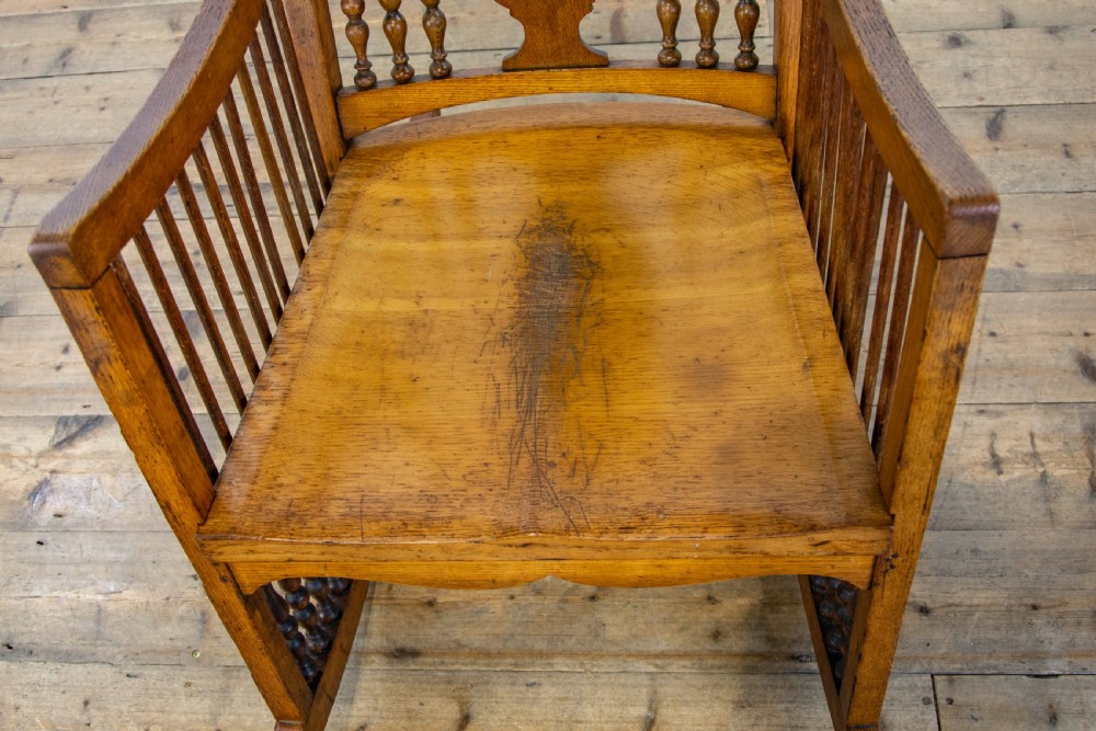 Antique Oak Arts & Crafts Rocking Chair View V