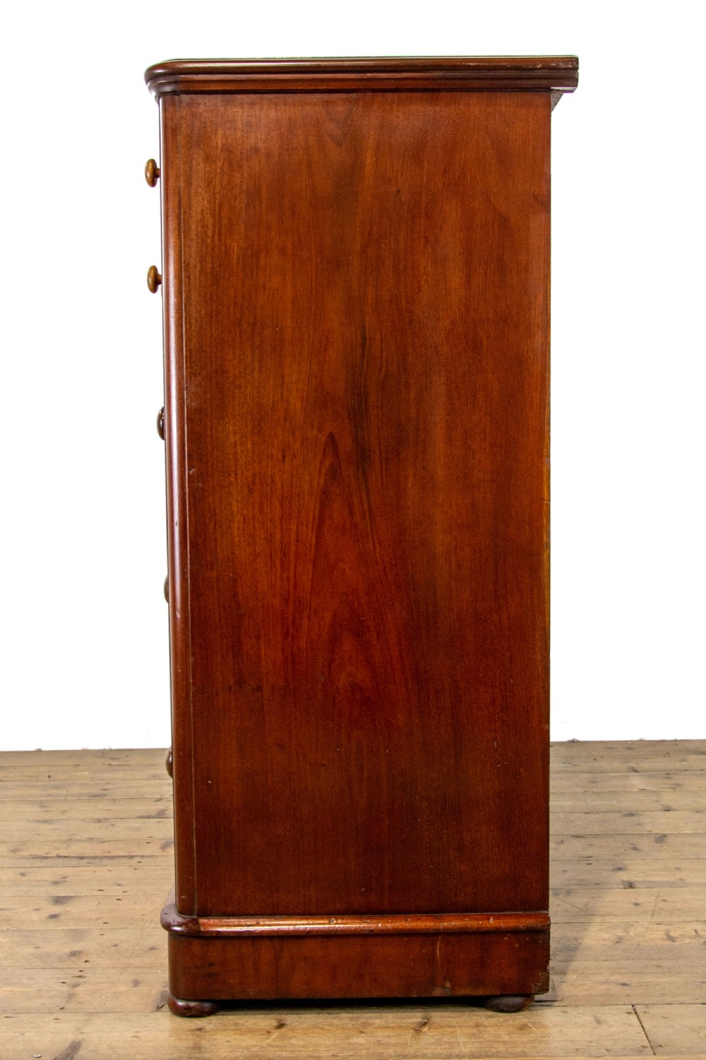 Large Victorian Mahogany Chest of Drawers  View XI