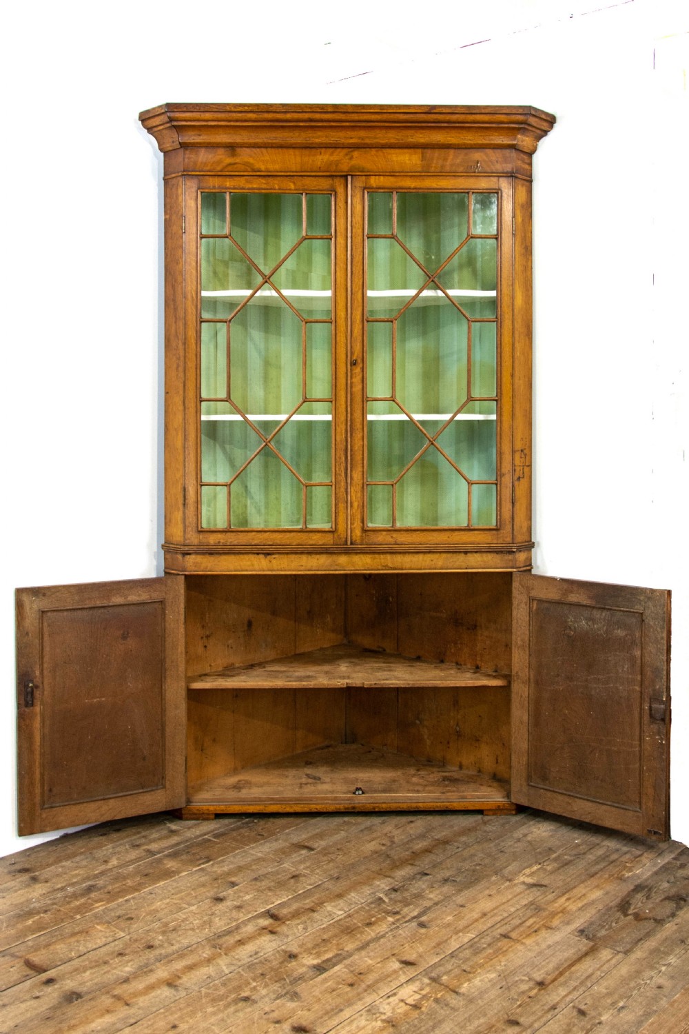 Antique Georgian Oak Corner Cupboard with Glazed Top View IV