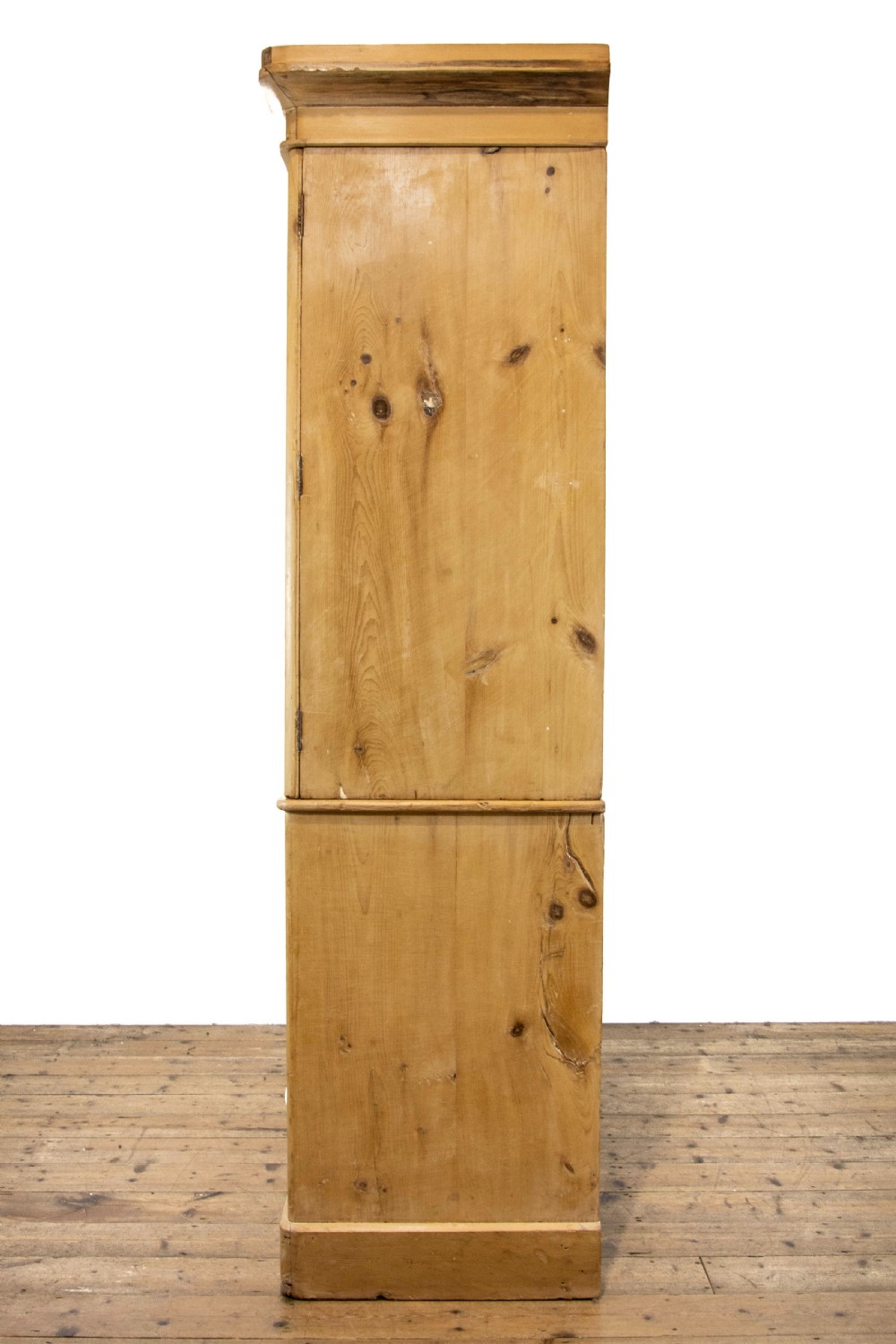 Large Antique Pine Linen Press Cupboard  View XI