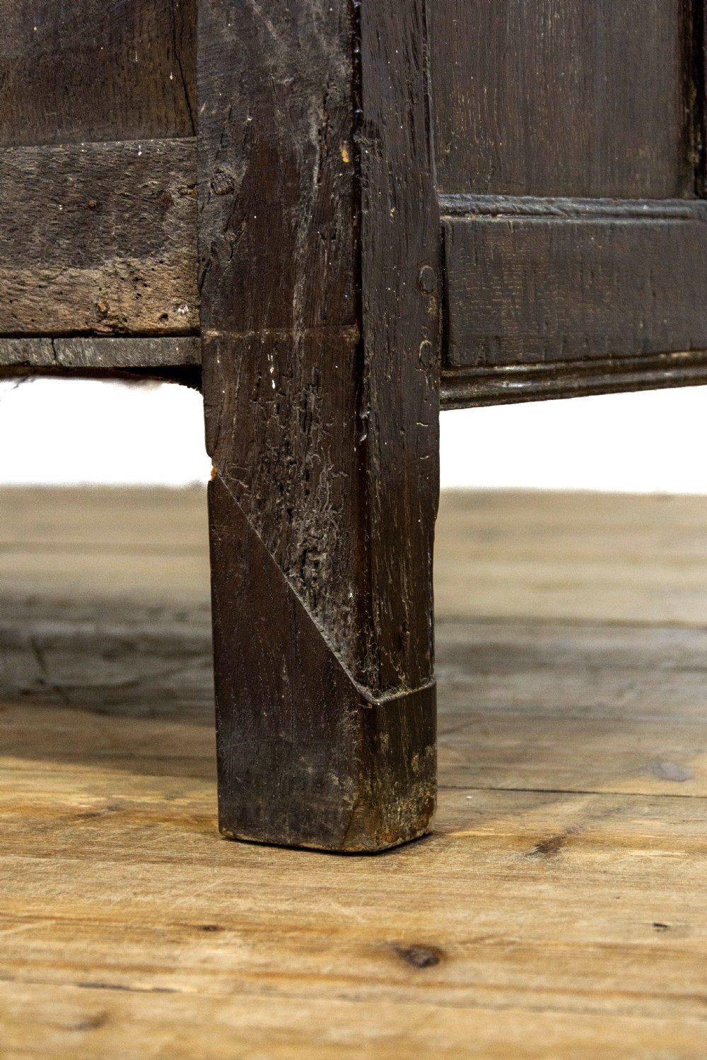 Antique 18th Century Oak Coffer  View XII