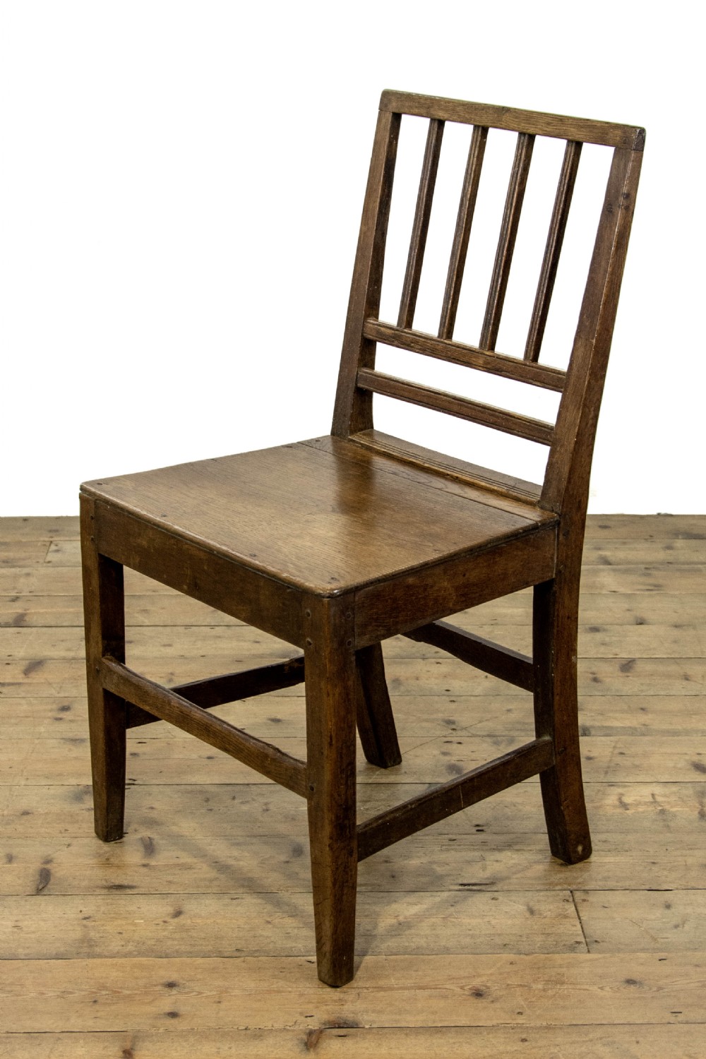 Set of Four Harlequin Antique Oak Farmhouse Chairs View VI