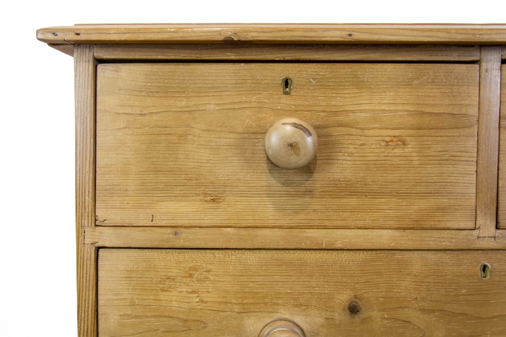 Small Victorian Pine Chest of Drawers View V